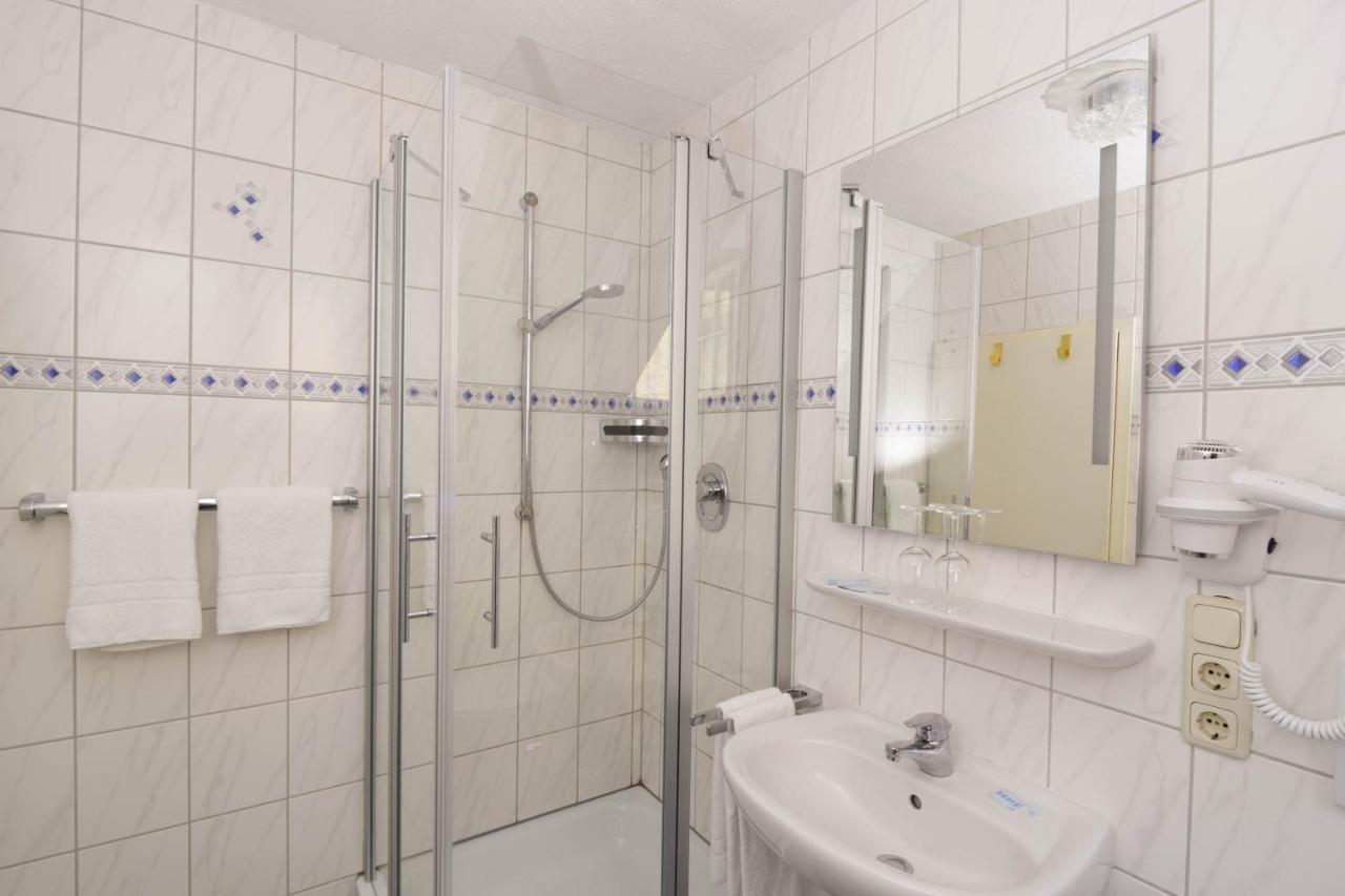 Hotel Klostermuehle Siebenborn Maring-Noviand エクステリア 写真