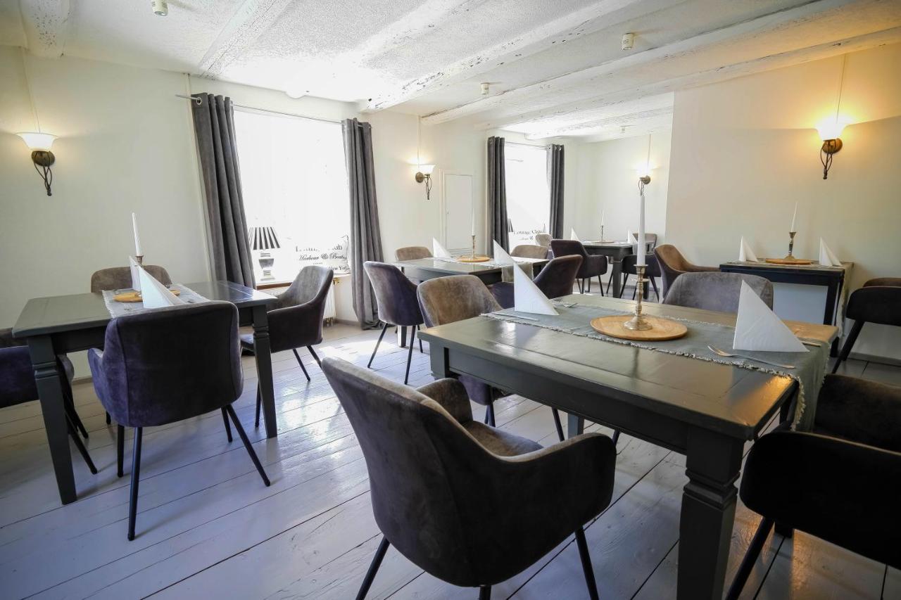 Hotel Klostermuehle Siebenborn Maring-Noviand エクステリア 写真
