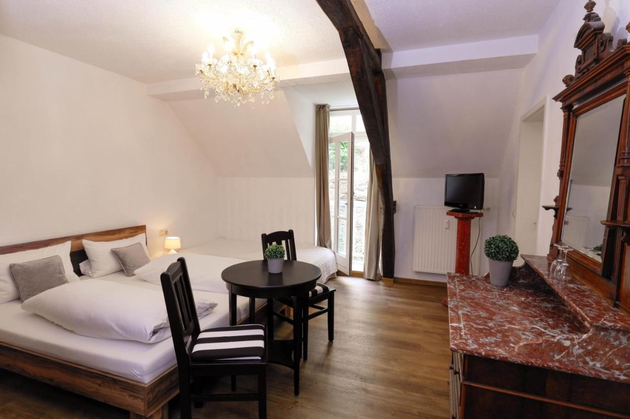 Hotel Klostermuehle Siebenborn Maring-Noviand エクステリア 写真
